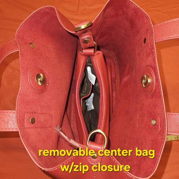 CBOCS  Red Satchel Purse w/Matching Zip Cosmetic Bag Suede Like Lining E.U.C. - Picture 11 of 13